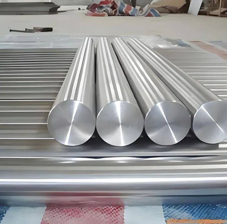 Barra redonda de acero AISI 1045 en stock