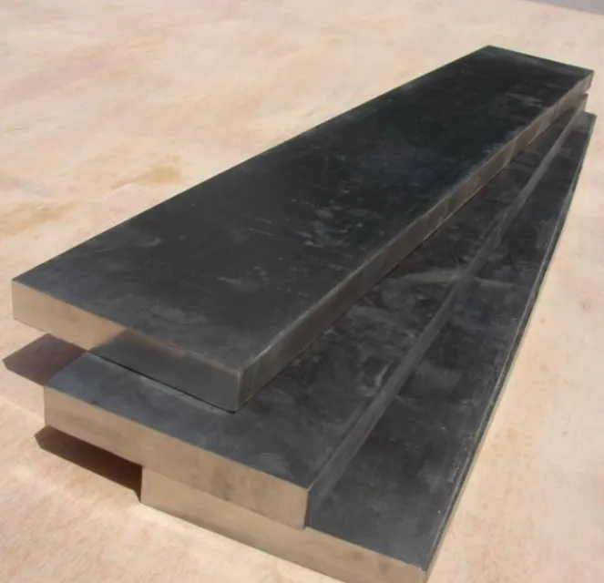 The Inconel 625 thick plate, as shown in the figure, is commonly cut and processed as a corrosion-resistant liner for deep-sea drilling equipment